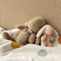 Maileg Knuffelkonijn Bunny Plush Medium – 34 cm