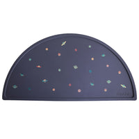mushie-placemat-planets-min