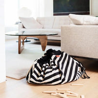 play-and-go-opbergzak-speelmat-strepen-zwart-2-min